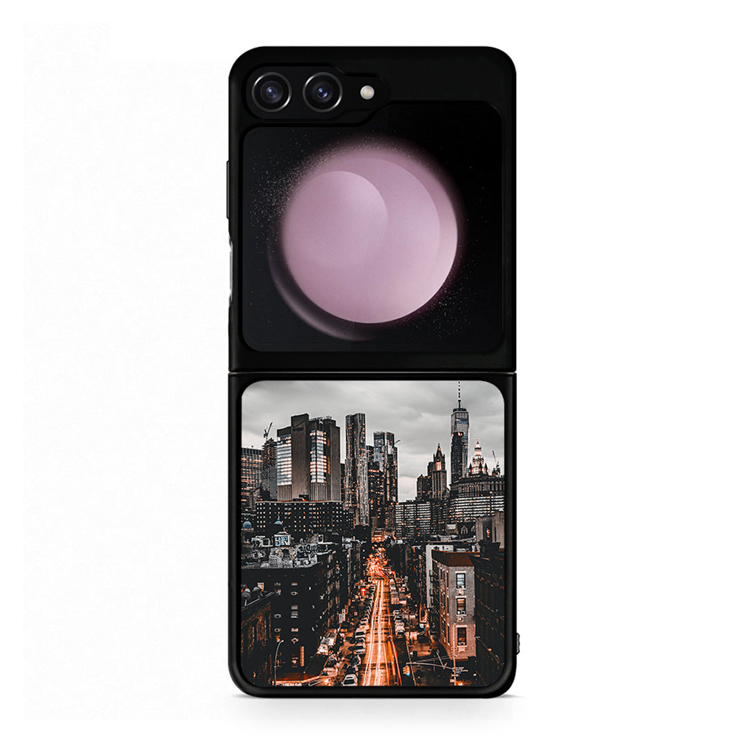 Samsung Galaxy Z Flip5 City Lights θήκη από τη Smartfits με σχέδιο στο πίσω μέρος και μαύρο περίβλημα | Smartphone case with colorful back and black bezels by Smartfits