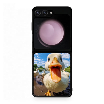Samsung Galaxy Z Flip5 Duck Face θήκη από τη Smartfits με σχέδιο στο πίσω μέρος και μαύρο περίβλημα | Smartphone case with colorful back and black bezels by Smartfits