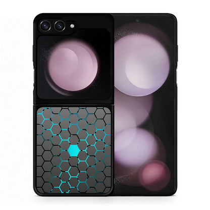 Θήκη Samsung Galaxy Z Flip5 Hexagonal Geometric από τη Smartfits με σχέδιο στο πίσω μέρος και μαύρο περίβλημα | Samsung Galaxy Z Flip5 Hexagonal Geometric case with colorful back and black bezels