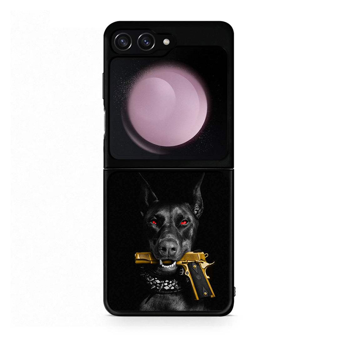 Samsung Galaxy Z Flip5 Golden Gun Θήκη Αγίου Βαλεντίνου από τη Smartfits με σχέδιο στο πίσω μέρος και μαύρο περίβλημα | Smartphone case with colorful back and black bezels by Smartfits