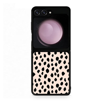 Samsung Galaxy Z Flip5 New Polka Dots θήκη από τη Smartfits με σχέδιο στο πίσω μέρος και μαύρο περίβλημα | Smartphone case with colorful back and black bezels by Smartfits