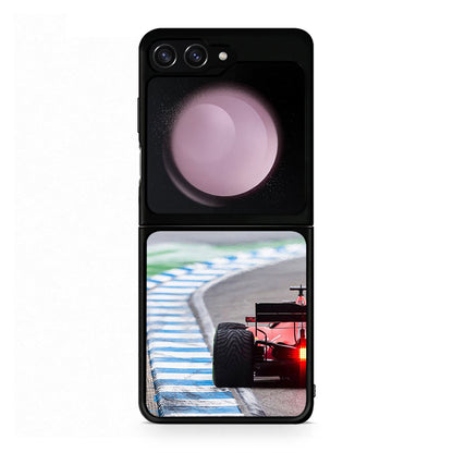 Samsung Galaxy Z Flip5 Racing Vibes θήκη από τη Smartfits με σχέδιο στο πίσω μέρος και μαύρο περίβλημα | Smartphone case with colorful back and black bezels by Smartfits