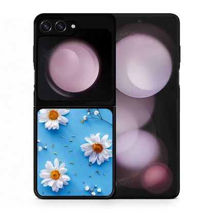 Θήκη Samsung Galaxy Z Flip5 Real Daisies από τη Smartfits με σχέδιο στο πίσω μέρος και μαύρο περίβλημα | Samsung Galaxy Z Flip5 Real Daisies case with colorful back and black bezels