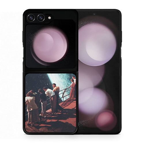 Θήκη Samsung Galaxy Z Flip5 Surreal View από τη Smartfits με σχέδιο στο πίσω μέρος και μαύρο περίβλημα | Samsung Galaxy Z Flip5 Surreal View case with colorful back and black bezels