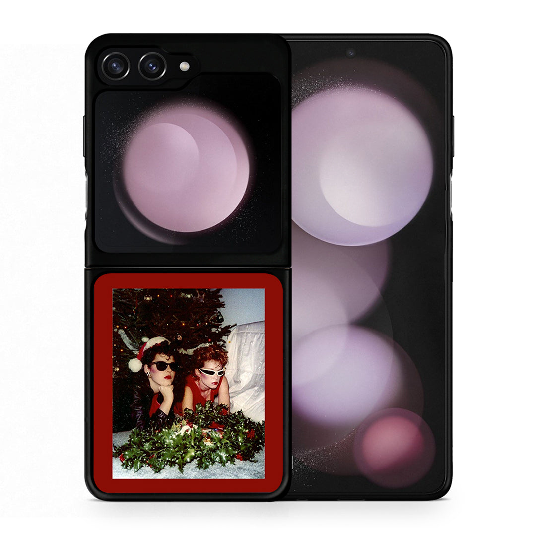 Θήκη Samsung Galaxy Z Flip5 Waiting For Xmas από τη Smartfits με σχέδιο στο πίσω μέρος και μαύρο περίβλημα | Samsung Galaxy Z Flip5 Waiting For Xmas case with colorful back and black bezels