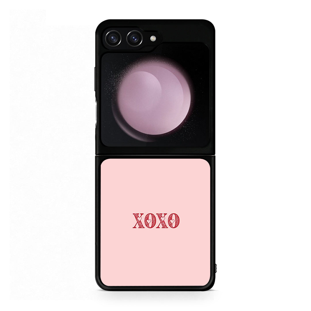 Samsung Galaxy Z Flip5 XOXO Love θήκη από τη Smartfits με σχέδιο στο πίσω μέρος και μαύρο περίβλημα | Smartphone case with colorful back and black bezels by Smartfits