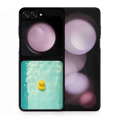 Θήκη Samsung Galaxy Z Flip5 Yellow Duck από τη Smartfits με σχέδιο στο πίσω μέρος και μαύρο περίβλημα | Samsung Galaxy Z Flip5 Yellow Duck case with colorful back and black bezels