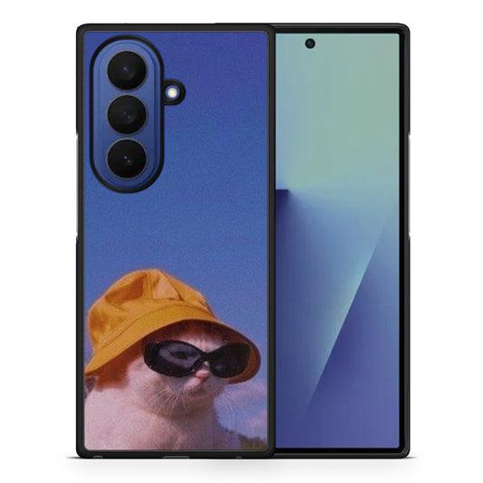 Θήκη Samsung Galaxy Z Fold7 Cat Diva από τη Smartfits με σχέδιο στο πίσω μέρος και μαύρο περίβλημα | Samsung Galaxy Z Fold7 Cat Diva case with colorful back and black bezels