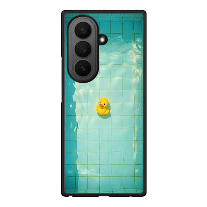 Samsung Galaxy Z Fold7 Yellow Duck θήκη από τη Smartfits με σχέδιο στο πίσω μέρος και μαύρο περίβλημα | Smartphone case with colorful back and black bezels by Smartfits