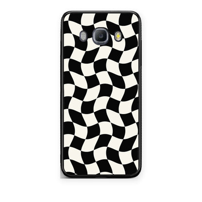 Θήκη Samsung Galaxy J7 2016 Black and Cream Wavy Checkerboard από τη Smartfits με σχέδιο στο πίσω μέρος και μαύρο περίβλημα | Samsung Galaxy J7 2016 Black and Cream Wavy Checkerboard case with colorful back and black bezels