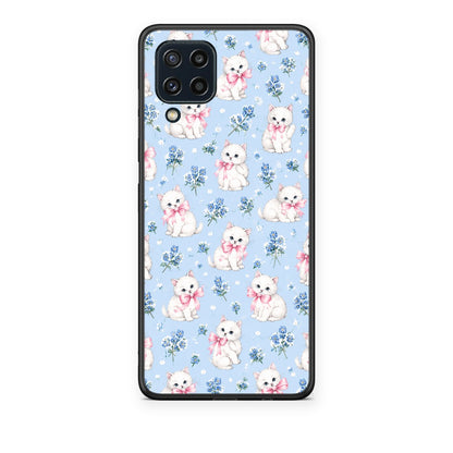 Θήκη Samsung Galaxy M32 4G / M22 White Kittens and Blue Flowers Small από τη Smartfits με σχέδιο στο πίσω μέρος και μαύρο περίβλημα | Samsung Galaxy M32 4G / M22 White Kittens and Blue Flowers Small case with colorful back and black bezels