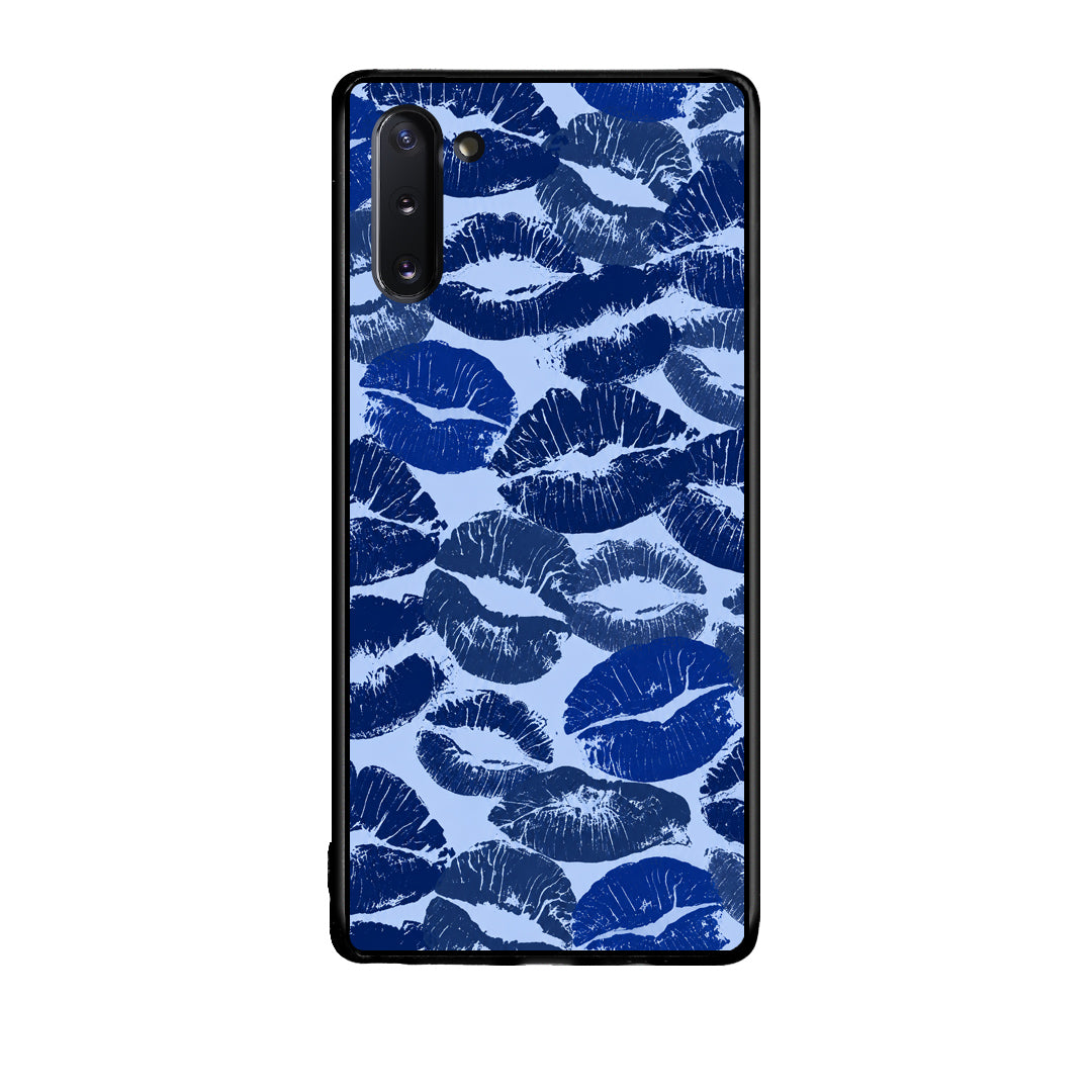 Θήκη Samsung Galaxy Note 10 Blue Lipstick Kisses από τη Smartfits με σχέδιο στο πίσω μέρος και μαύρο περίβλημα | Samsung Galaxy Note 10 Blue Lipstick Kisses case with colorful back and black bezels