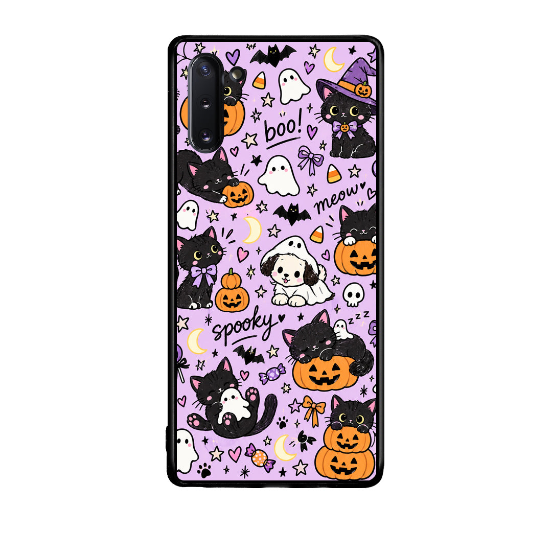 Θήκη Samsung Galaxy Note 10 Halloween Black Cats on Lilac από τη Smartfits με σχέδιο στο πίσω μέρος και μαύρο περίβλημα | Samsung Galaxy Note 10 Halloween Black Cats on Lilac case with colorful back and black bezels