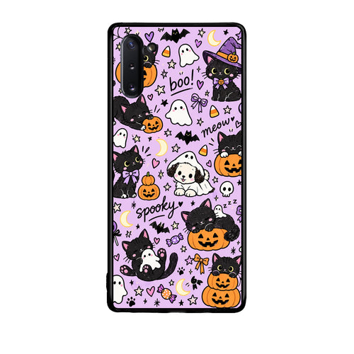 Θήκη Samsung Galaxy Note 10 Halloween Black Cats on Lilac από τη Smartfits με σχέδιο στο πίσω μέρος και μαύρο περίβλημα | Samsung Galaxy Note 10 Halloween Black Cats on Lilac case with colorful back and black bezels