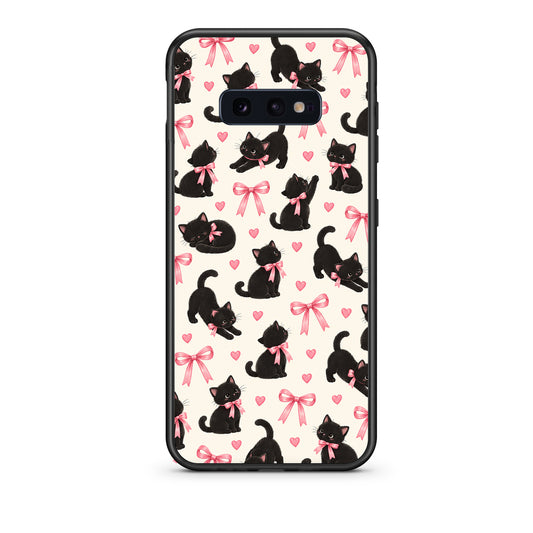 Θήκη Samsung Galaxy S10e Black Kittens and Pink Bows on Cream Small από τη Smartfits με σχέδιο στο πίσω μέρος και μαύρο περίβλημα | Samsung Galaxy S10e Black Kittens and Pink Bows on Cream Small case with colorful back and black bezels
