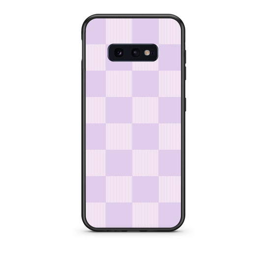 Θήκη Samsung Galaxy S10e Lilac and Cream Striped Checks από τη Smartfits με σχέδιο στο πίσω μέρος και μαύρο περίβλημα | Samsung Galaxy S10e Lilac and Cream Striped Checks case with colorful back and black bezels