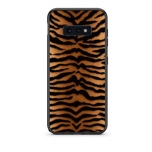 Θήκη Samsung Galaxy S10e Tiger Print Orange and Black από τη Smartfits με σχέδιο στο πίσω μέρος και μαύρο περίβλημα | Samsung Galaxy S10e Tiger Print Orange and Black case with colorful back and black bezels