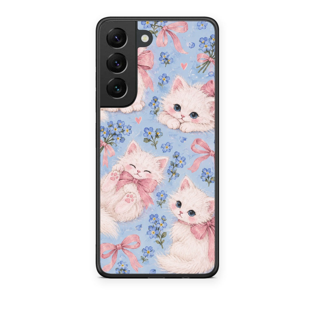 Θήκη Samsung Galaxy S22 White Kittens and Blue Flowers Large από τη Smartfits με σχέδιο στο πίσω μέρος και μαύρο περίβλημα | Samsung Galaxy S22 White Kittens and Blue Flowers Large case with colorful back and black bezels