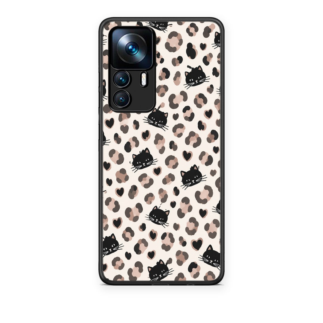 Θήκη Xiaomi 12T / K50 Ultra Leopard Spots and Black Cats on Cream από τη Smartfits με σχέδιο στο πίσω μέρος και μαύρο περίβλημα | Xiaomi 12T / K50 Ultra Leopard Spots and Black Cats on Cream case with colorful back and black bezels