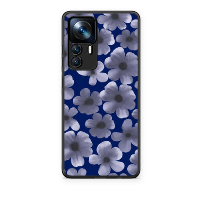 Θήκη Xiaomi 12T / K50 Ultra Pale Blue Flowers on Navy από τη Smartfits με σχέδιο στο πίσω μέρος και μαύρο περίβλημα | Xiaomi 12T / K50 Ultra Pale Blue Flowers on Navy case with colorful back and black bezels