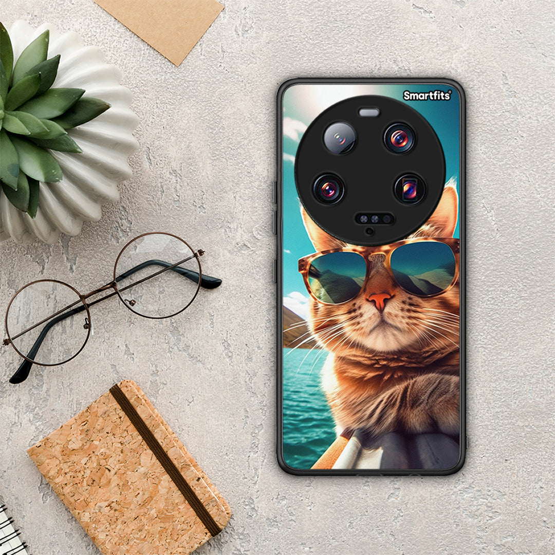 Θήκη Xiaomi 13 Ultra Summer Cat από τη Smartfits με σχέδιο στο πίσω μέρος και μαύρο περίβλημα | Xiaomi 13 Ultra Summer Cat Case with Colorful Back and Black Bezels