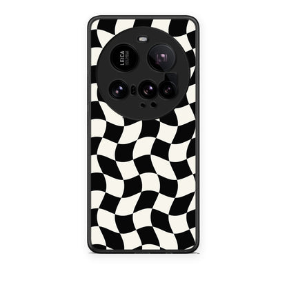 Θήκη Xiaomi 15 Ultra 5G Black and Cream Wavy Checkerboard από τη Smartfits με σχέδιο στο πίσω μέρος και μαύρο περίβλημα | Xiaomi 15 Ultra 5G Black and Cream Wavy Checkerboard case with colorful back and black bezels