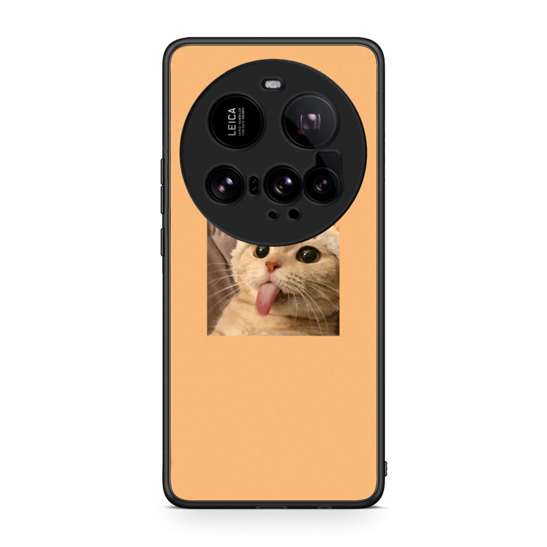 Xiaomi 15 Ultra 5G Cat Tongue θήκη από τη Smartfits με σχέδιο στο πίσω μέρος και μαύρο περίβλημα | Smartphone case with colorful back and black bezels by Smartfits