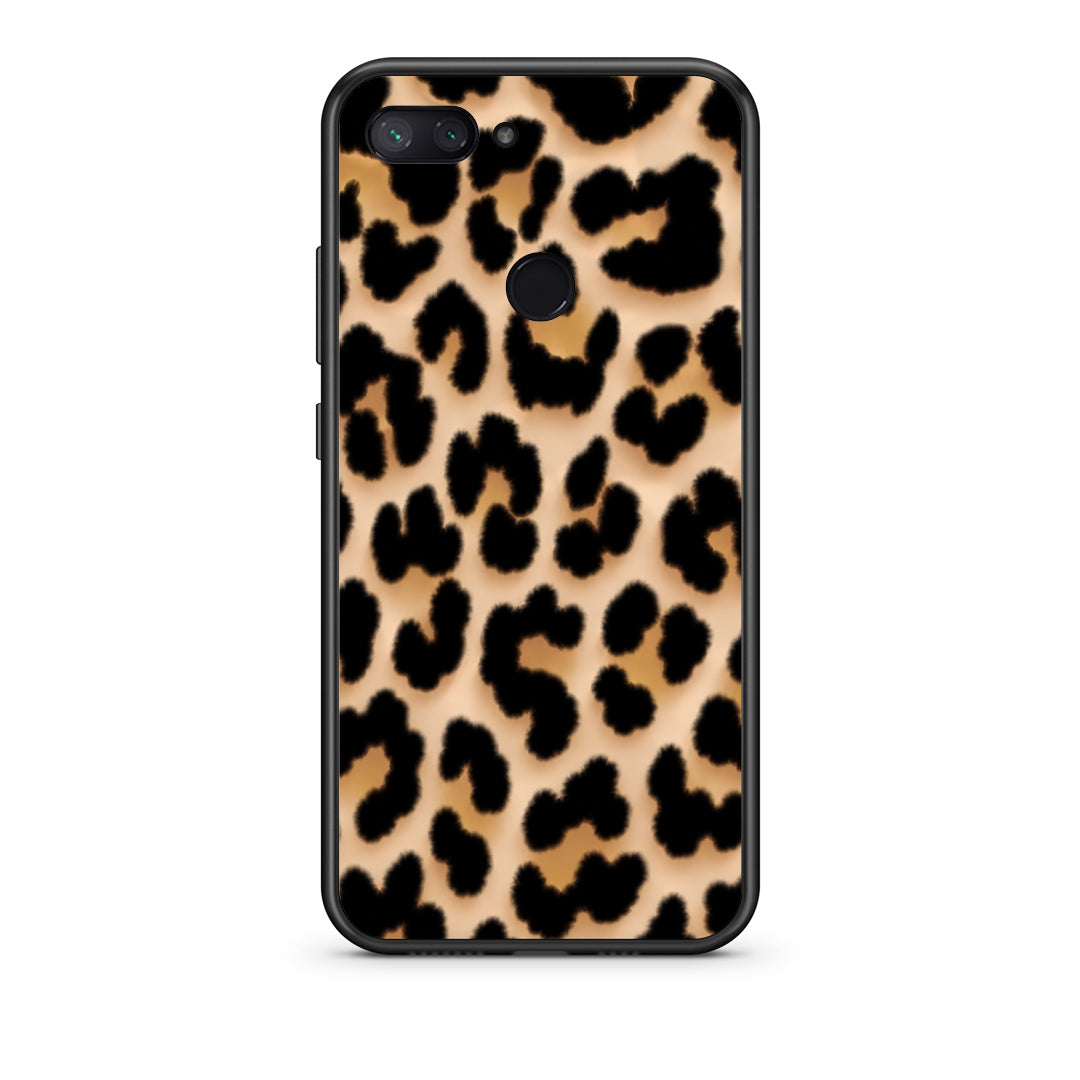 Θήκη Xiaomi Mi 8 Lite Leopard Print Tan Large από τη Smartfits με σχέδιο στο πίσω μέρος και μαύρο περίβλημα | Xiaomi Mi 8 Lite Leopard Print Tan Large case with colorful back and black bezels