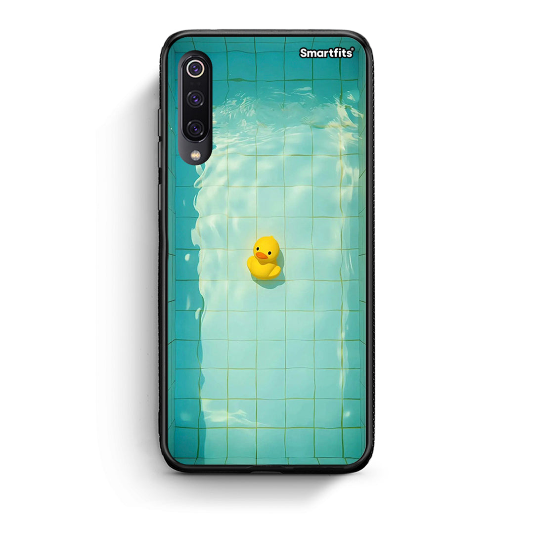 Xiaomi Mi 9 Yellow Duck θήκη από τη Smartfits με σχέδιο στο πίσω μέρος και μαύρο περίβλημα | Smartphone case with colorful back and black bezels by Smartfits