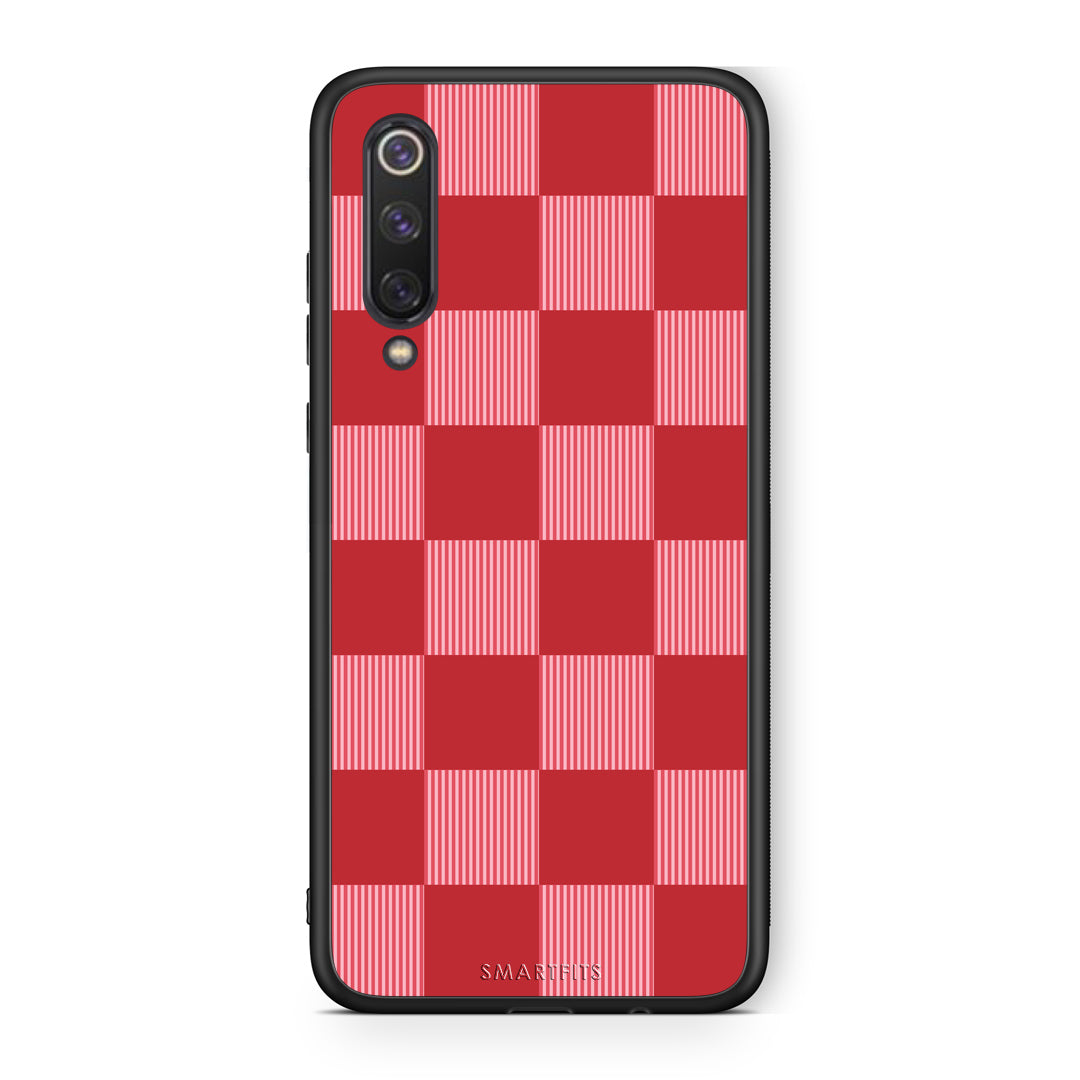 Θήκη Xiaomi Mi 9 SE Red and Pink Striped Checks από τη Smartfits με σχέδιο στο πίσω μέρος και μαύρο περίβλημα | Xiaomi Mi 9 SE Red and Pink Striped Checks case with colorful back and black bezels