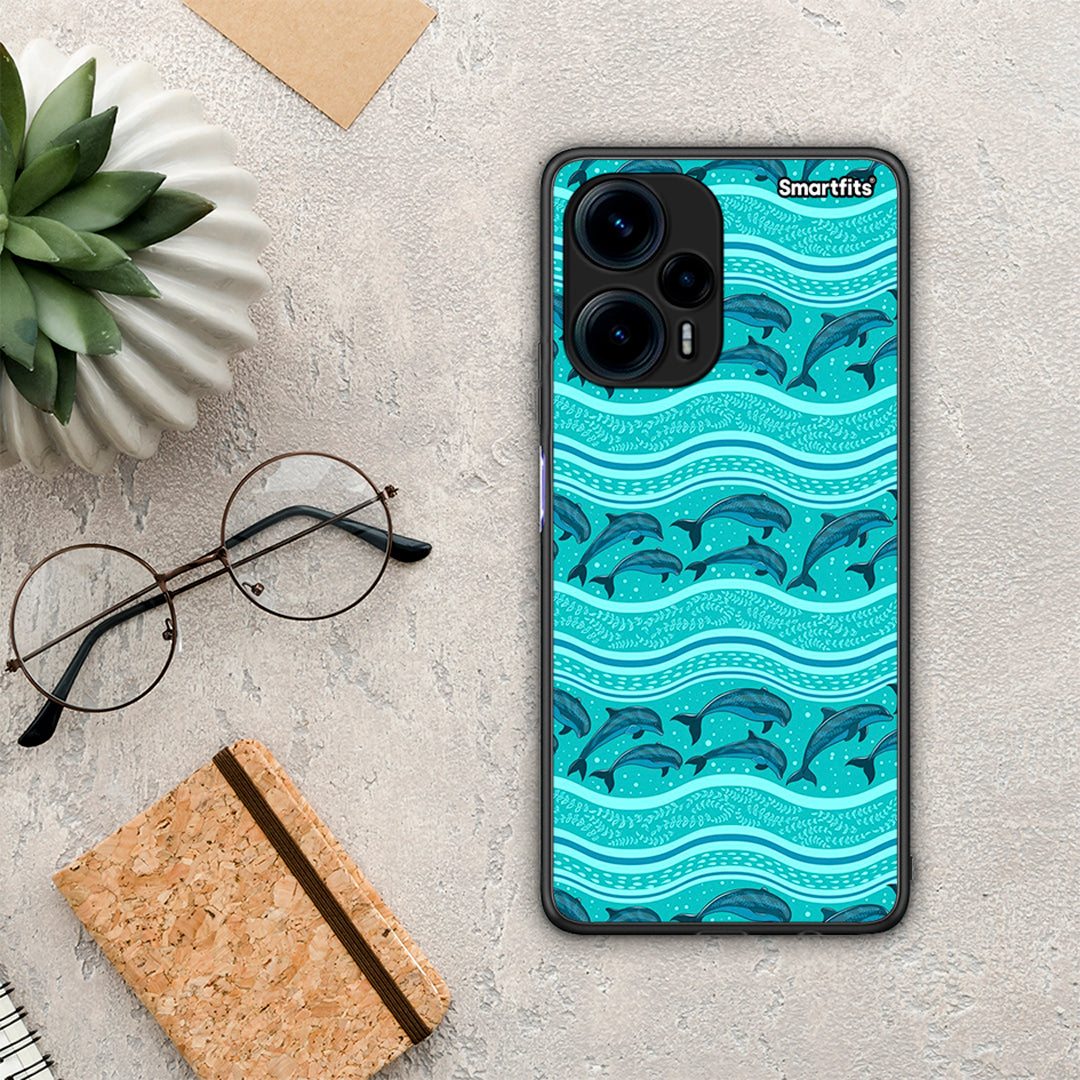 Θήκη Xiaomi Poco F5 5G Swimming Dolphins από τη Smartfits με σχέδιο στο πίσω μέρος και μαύρο περίβλημα | Xiaomi Poco F5 5G Swimming Dolphins Case with Colorful Back and Black Bezels