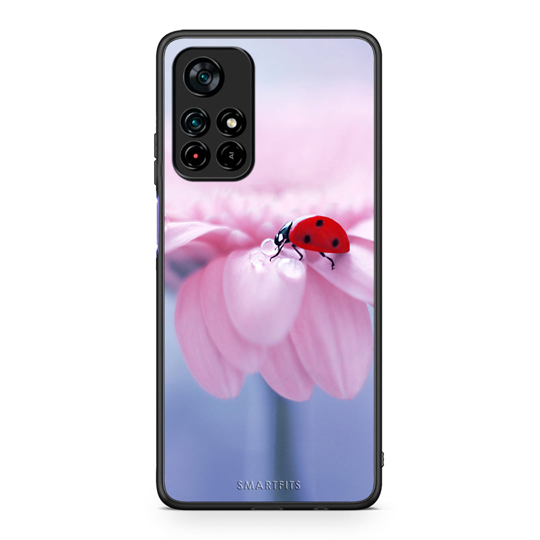 Xiaomi Poco M4 Pro 5G Ladybug Flower θήκη από τη Smartfits με σχέδιο στο πίσω μέρος και μαύρο περίβλημα | Smartphone case with colorful back and black bezels by Smartfits