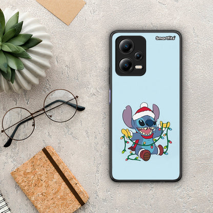 Θήκη Xiaomi Redmi Note 12 5G Santa Stich από τη Smartfits με σχέδιο στο πίσω μέρος και μαύρο περίβλημα | Xiaomi Redmi Note 12 5G Santa Stich Case with Colorful Back and Black Bezels