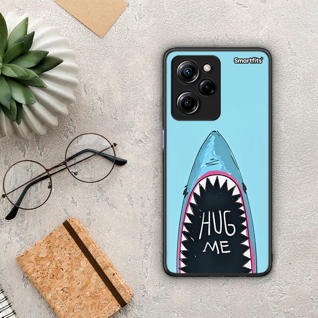 Θήκη Xiaomi Poco X5 Pro 5G Dual Hug Me από τη Smartfits με σχέδιο στο πίσω μέρος και μαύρο περίβλημα | Xiaomi Poco X5 Pro 5G Dual Hug Me Case with Colorful Back and Black Bezels