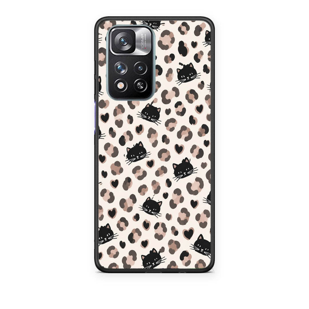 Θήκη Xiaomi Redmi Note 11 Pro+ 5G Leopard Spots and Black Cats on Cream από τη Smartfits με σχέδιο στο πίσω μέρος και μαύρο περίβλημα | Xiaomi Redmi Note 11 Pro+ 5G Leopard Spots and Black Cats on Cream case with colorful back and black bezels