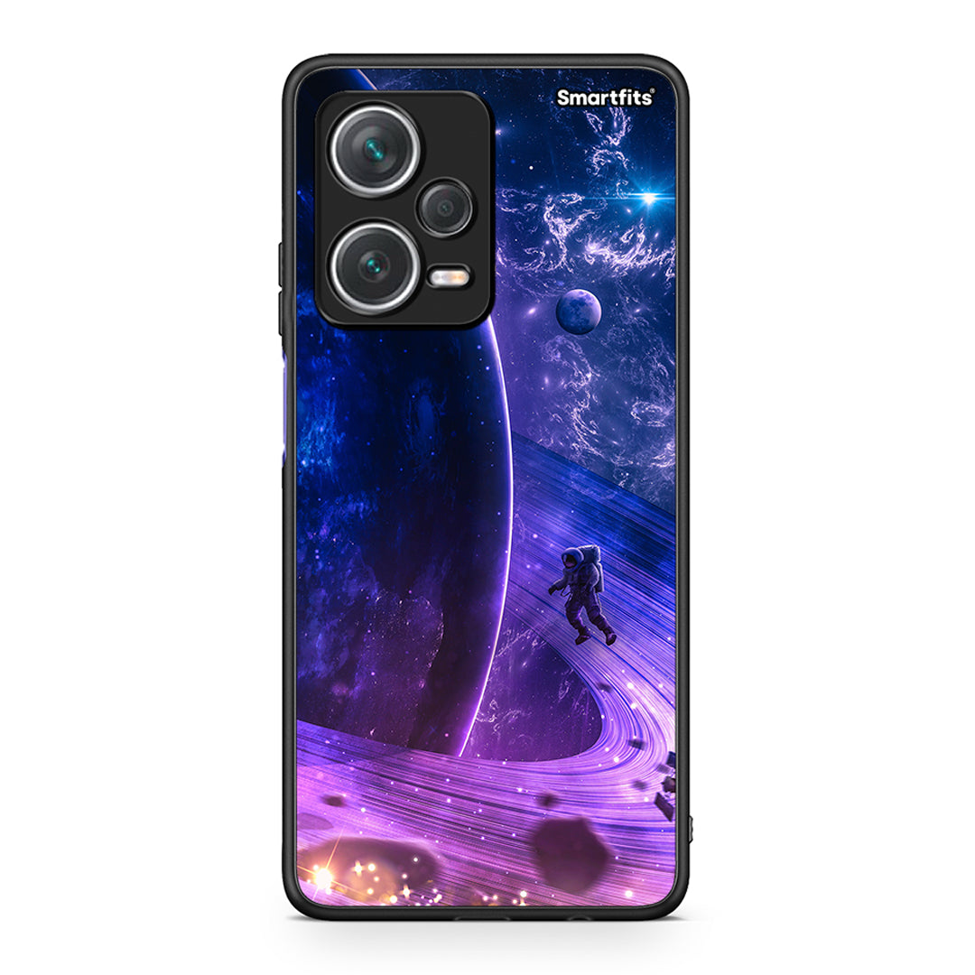 Xiaomi Redmi Note 12 Pro+ / 12 Pro Discovery Lost Astronaut θήκη από τη Smartfits με σχέδιο στο πίσω μέρος και μαύρο περίβλημα | Smartphone case with colorful back and black bezels by Smartfits