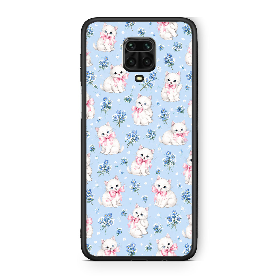 Θήκη Xiaomi Redmi Note 9S / 9 Pro / 9 Pro Max White Kittens and Blue Flowers Small από τη Smartfits με σχέδιο στο πίσω μέρος και μαύρο περίβλημα | Xiaomi Redmi Note 9S / 9 Pro / 9 Pro Max White Kittens and Blue Flowers Small case with colorful back and black bezels
