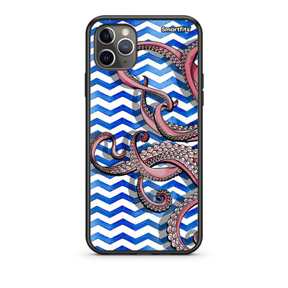 iPhone 11 Pro Max Chevron Devilfish Θήκη από τη Smartfits με σχέδιο στο πίσω μέρος και μαύρο περίβλημα | Smartphone case with colorful back and black bezels by Smartfits