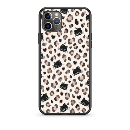 Θήκη iPhone 11 Pro Leopard Spots and Black Cats on Cream από τη Smartfits με σχέδιο στο πίσω μέρος και μαύρο περίβλημα | iPhone 11 Pro Leopard Spots and Black Cats on Cream case with colorful back and black bezels