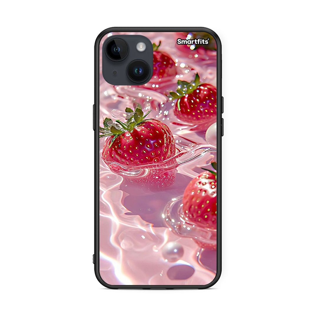 iPhone 15 Plus Juicy Strawberries θήκη από τη Smartfits με σχέδιο στο πίσω μέρος και μαύρο περίβλημα | Smartphone case with colorful back and black bezels by Smartfits