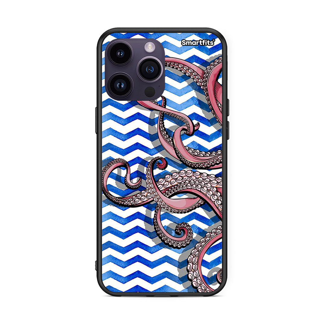 iPhone 15 Pro Chevron Devilfish θήκη από τη Smartfits με σχέδιο στο πίσω μέρος και μαύρο περίβλημα | Smartphone case with colorful back and black bezels by Smartfits
