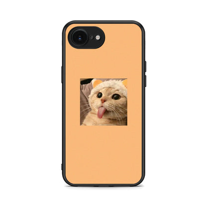 iPhone 16e Cat Tongue θήκη από τη Smartfits με σχέδιο στο πίσω μέρος και μαύρο περίβλημα | Smartphone case with colorful back and black bezels by Smartfits
