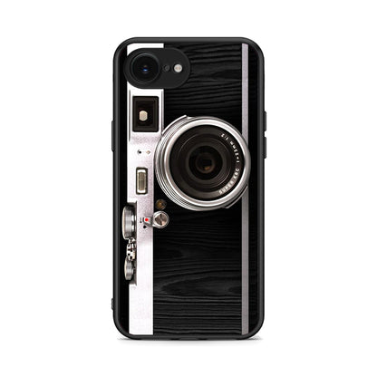 iPhone 16e Emily In Paris θήκη από τη Smartfits με σχέδιο στο πίσω μέρος και μαύρο περίβλημα | Smartphone case with colorful back and black bezels by Smartfits