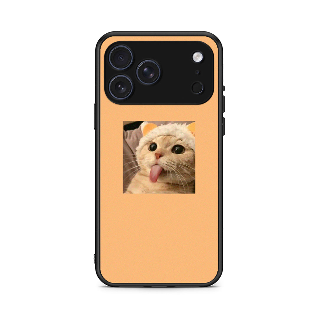 iPhone 17 Pro Cat Tongue θήκη από τη Smartfits με σχέδιο στο πίσω μέρος και μαύρο περίβλημα | Smartphone case with colorful back and black bezels by Smartfits
