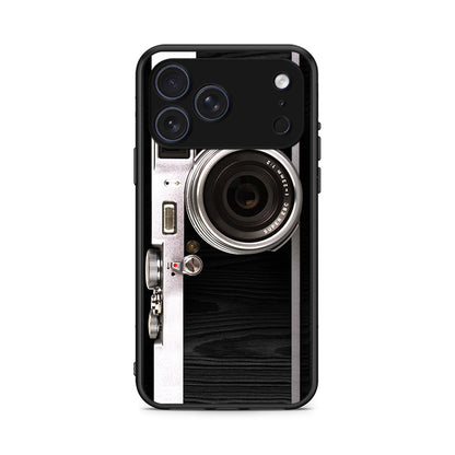 iPhone 17 Pro Max Emily In Paris θήκη από τη Smartfits με σχέδιο στο πίσω μέρος και μαύρο περίβλημα | Smartphone case with colorful back and black bezels by Smartfits