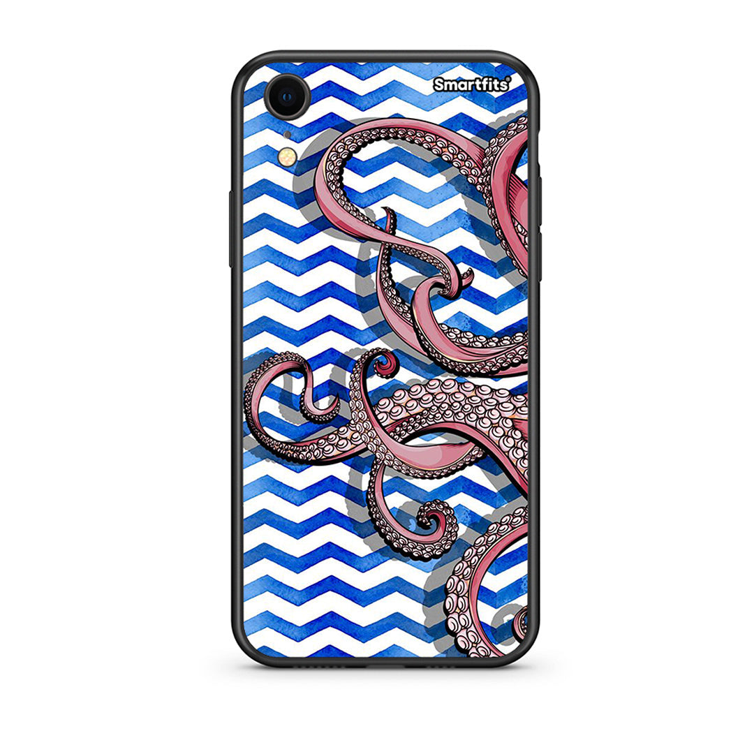 iphone xr Chevron Devilfish θήκη από τη Smartfits με σχέδιο στο πίσω μέρος και μαύρο περίβλημα | Smartphone case with colorful back and black bezels by Smartfits