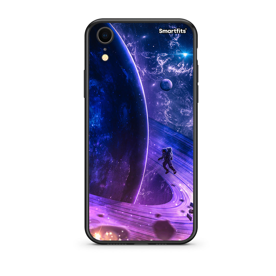 iphone xr Lost Astronaut θήκη από τη Smartfits με σχέδιο στο πίσω μέρος και μαύρο περίβλημα | Smartphone case with colorful back and black bezels by Smartfits