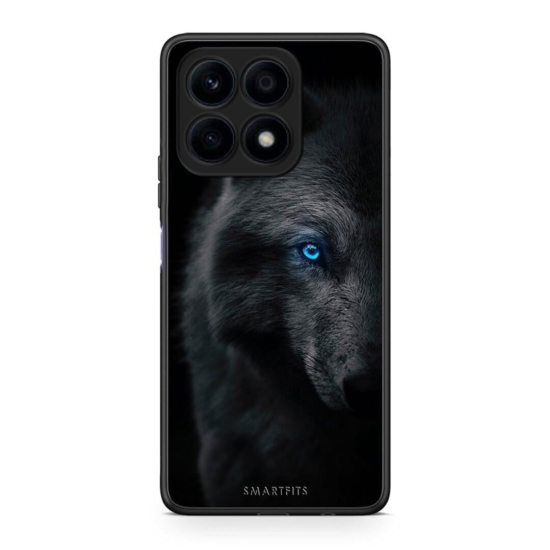 Θήκη Honor X8a Dark Wolf από τη Smartfits με σχέδιο στο πίσω μέρος και μαύρο περίβλημα | Honor X8a Dark Wolf Case with Colorful Back and Black Bezels