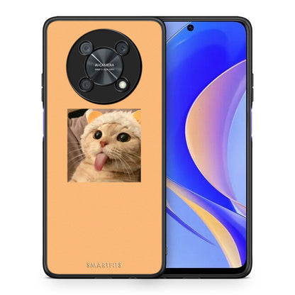 Θήκη Huawei Nova Y90 Cat Tongue από τη Smartfits με σχέδιο στο πίσω μέρος και μαύρο περίβλημα | Huawei Nova Y90 Cat Tongue case with colorful back and black bezels