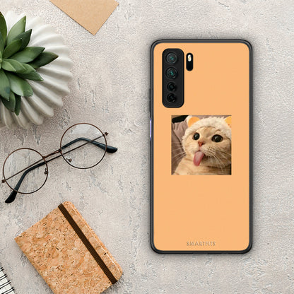 Θήκη Huawei P40 Lite 5G Cat Tongue από τη Smartfits με σχέδιο στο πίσω μέρος και μαύρο περίβλημα | Huawei P40 Lite 5G Cat Tongue Case with Colorful Back and Black Bezels